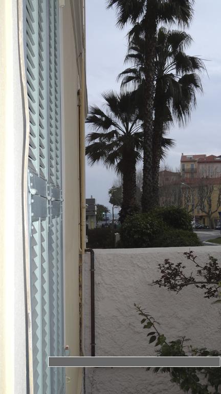 La Maison Au Soleil Menton Zimmer foto