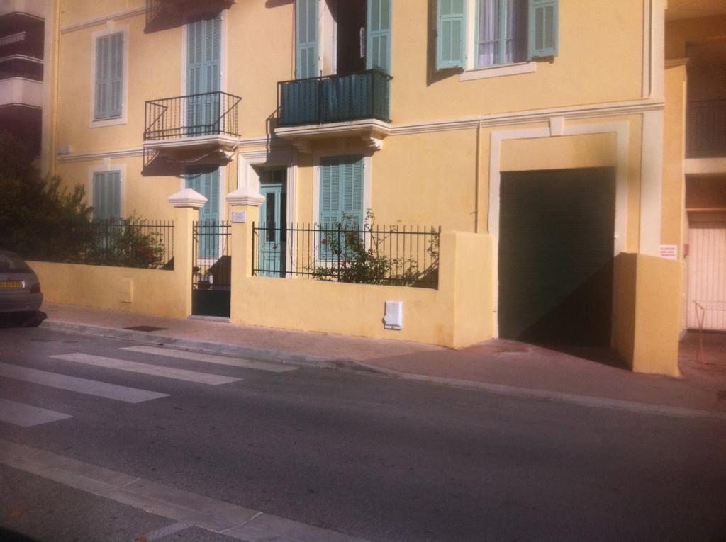 La Maison Au Soleil Menton Zimmer foto